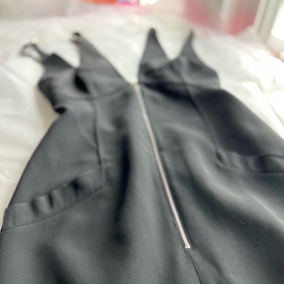 ❤️HP❤️EUC VTG 90s FENDI low back deep v black midi dress - Picture 11 of 13